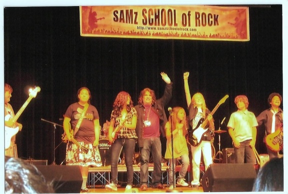 ZAMS SCHOOL OF ROCK 09